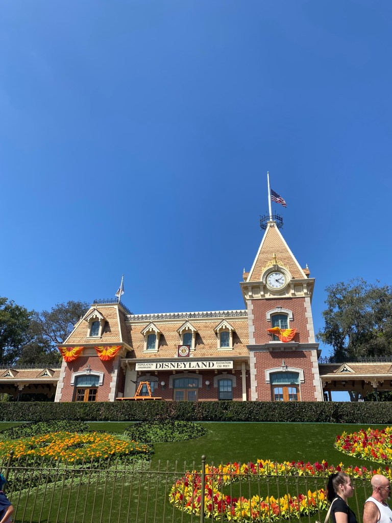 disneyland, disneyland california, disneyland park, disneyland anaheim, disneyland resort, things to do in disneyland, disneyland travel guide, best rides at disneyland, disneyland attractions, disneyland must see, disneyland itinerary, disneyland trip, disneyland vacation, disneyland tips, disneyland photography, disneyland castle, disneyland fireworks, disneyland parade, disneyland instagram spots, disneyland magic, disneyland food, disneyland snacks, disneyland churros, disneyland dole whip, disneyland characters, disneyland halloween, disneyland christmas, disneyland california adventure, disneyland pixar pier, disneyland star wars galaxy’s edge, disneyland avengers campus, disneyland downtown disney, disneyland hotels, disneyland best experiences, disneyland vlog, disneyland blog, disneyland california travel, disneyland planning, disneyland with kids, disneyland bucket list, disneyland secrets, disneyland hidden gems, disneyland night photography, disneyland disneybound, disneyland nostalgia