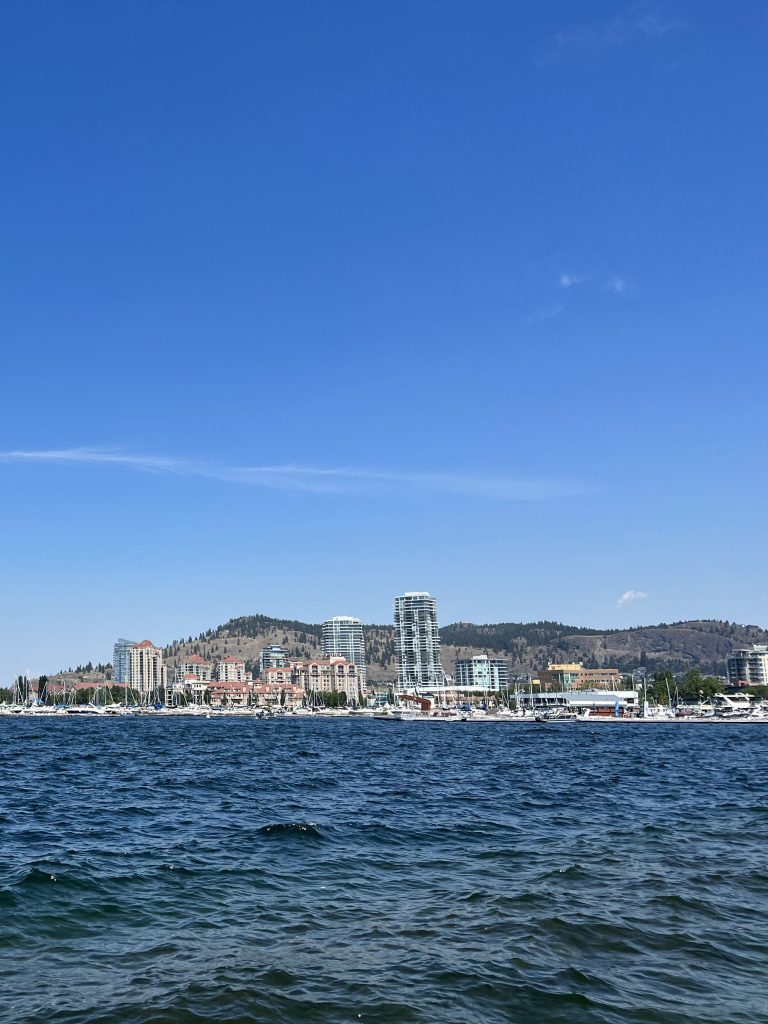 kelowna, kelowna bc, things to do in kelowna, kelowna city, downtown kelowna, activities in kelowna, okanagan, kelowna in spring, golf in kelowna, sports in kelowna, shopping in kelowna, places to eat in kelowna, parks in kelowna, bc,bc parks, bc things to do, best things to do in kelowna, kelowna hiking, hiking in kelowna, best hikes in kelowna,