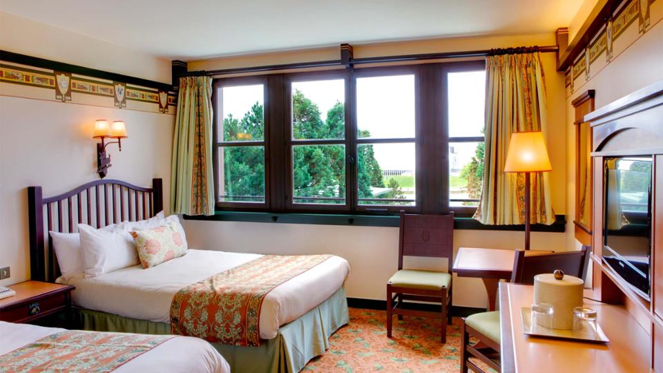 disneyland, disneyland resort, disneyland Paris, euro disney, disneyland europe, disneyland paris theme parks, disneyland paris transport, Disneyland Paris train, Disneyland Paris drive, disneyland Paris hotels, disneyland Paris resorts, Disneyland Paris on site hotels, disneyland Paris accommodation, disneyland hotels, hotels near disneyland Paris, cheap hotels at disneyland Paris, Disneyland Hotel, disneyland Paris hotel, marvel hotel, hotel New York, hotel New York the art of marvel, disney marvel hotel, Cheyenne resort, Cheyenne hotel, Santa Fe hotel, disney Santa Fe hotel, disney newport bay club, disney newport bay hotel, disney sequoia lodge, sequoia lodge hotel, davy Crockett ranch, disney partner hotels Paris, places to stay at disneyland Paris, 