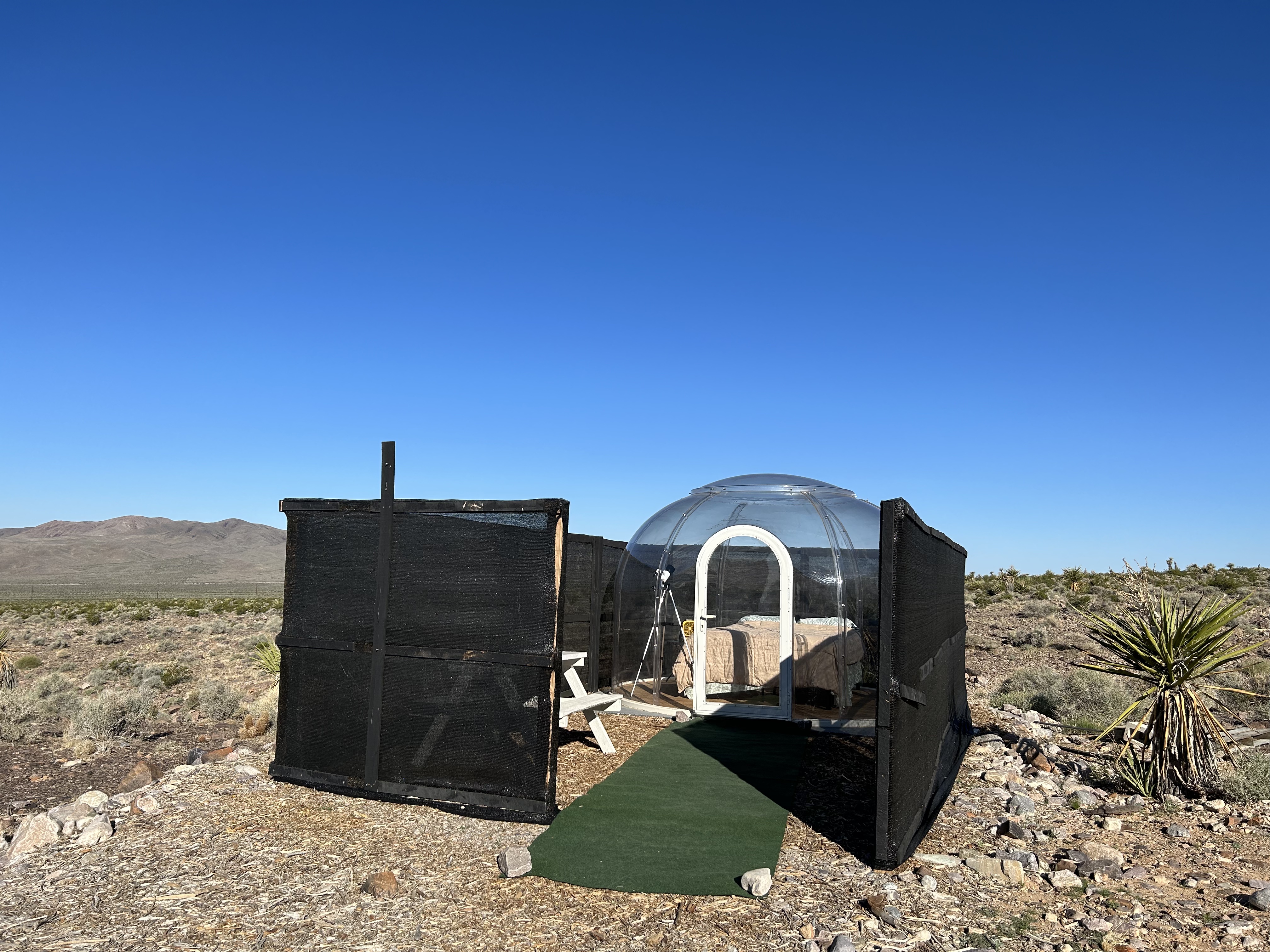 Stargazing Dome in the Desert – Pahrump, Nevada