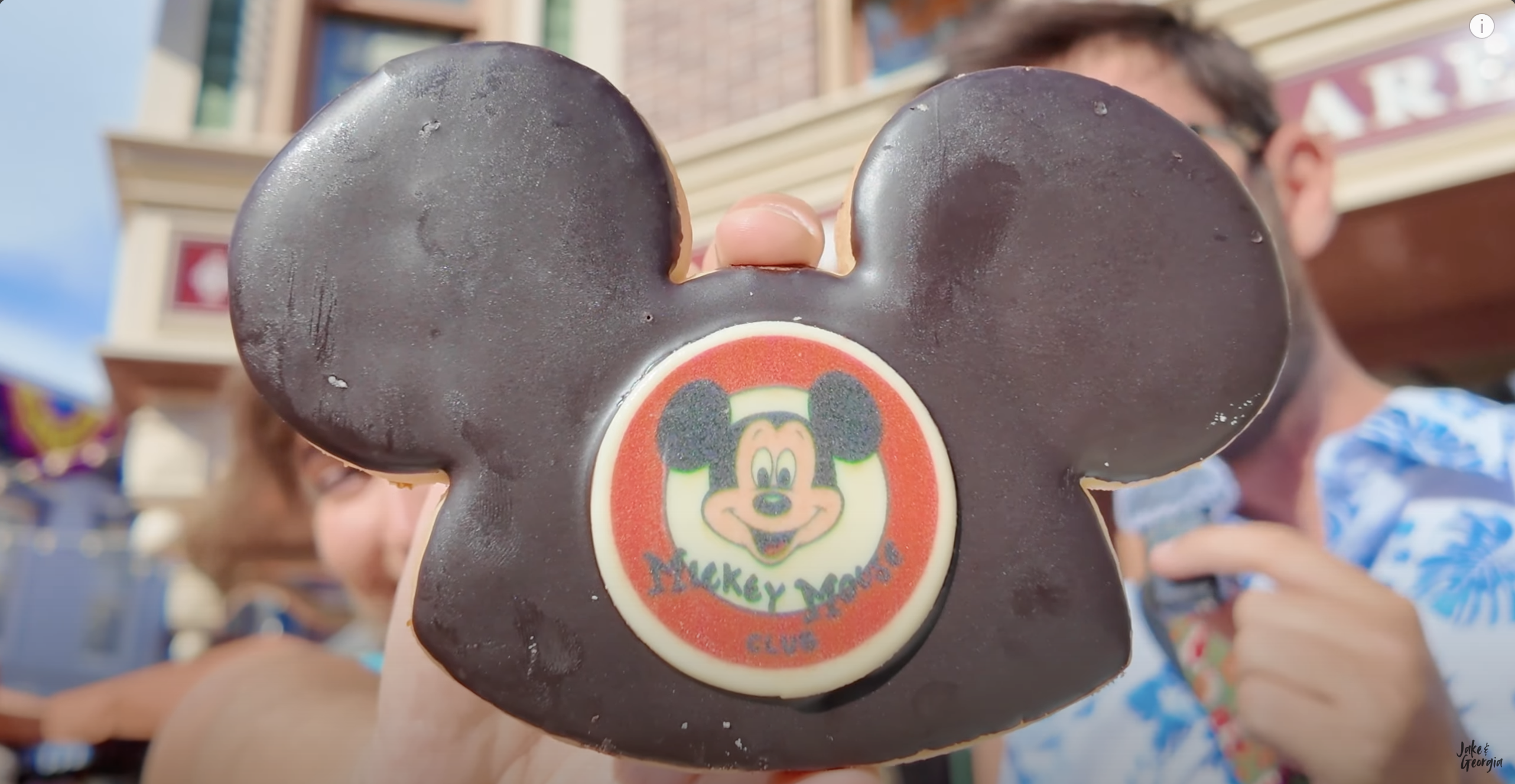 Disneyland 70th Anniversary Food, Disneyland Snacks, 70th Celebration Snacks, Disneyland Food Review, Disneyland 70th Anniversary Treats, Café Daisy Chicken Bacon Ranch Flop-Over, 70th Celebration Churro, Jolly Holiday Bakery Café Celebration Matterhorn Macaroon, Market House Mickey Hat Cookie, Red Rose Tavern 70th Stuff, 70th Celebration Macaron, Refreshment Corner Pulled Pork Mac and Cheese in a Bread Bowl, Tiana’s Palace House-filled Celebration Beignet, Troubadour Tavern W.E.D. Chili Cheese Baked Potato, Troubadour Tavern Chicken Pot Pie Baked Potato, Troubadour Tavern Tiramisu Cold Brew, Hollywood Lounge Celebration Cocktail, Hollywood Lounge Pink Dragon Fruit Mimosa, Schmoozies Mickey-shaped Celebration Waffles, Disneyland Celebration Snacks 2023, Disneyland Food Guide, Disneyland Special Drinks, Disneyland Bakery Items, Disneyland Menu Highlights, Disneyland Sweet Treats, Disneyland Savory Snacks, Disneyland Party Foods, Disneyland Anniversary Eats